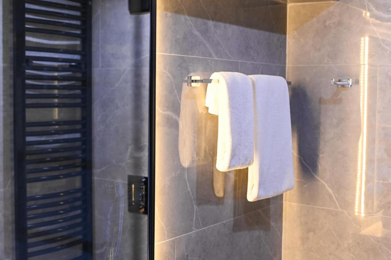 Hanami Design Hotel Belgrado Esterno foto