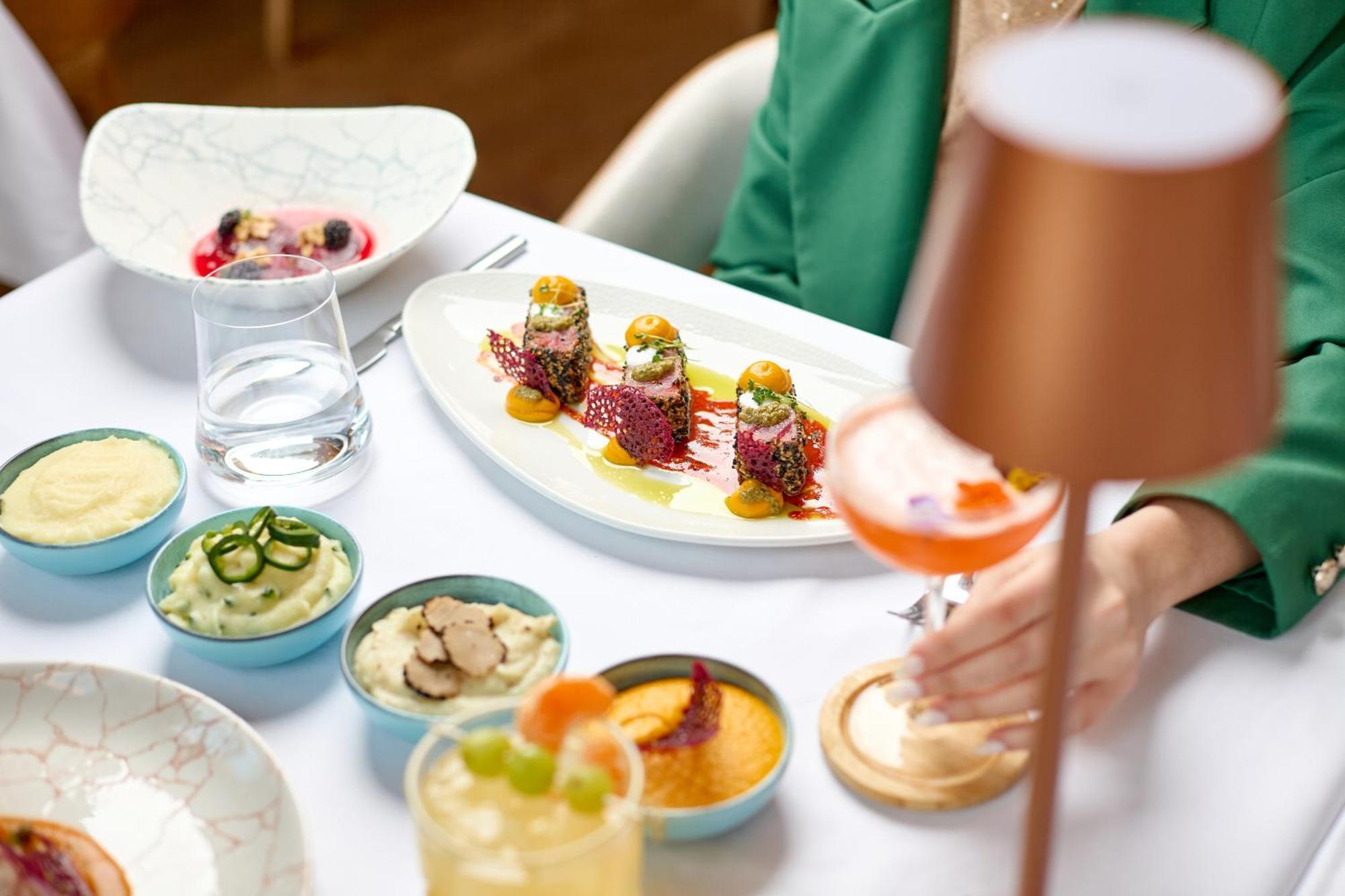 Hanami Design Hotel Belgrado Esterno foto